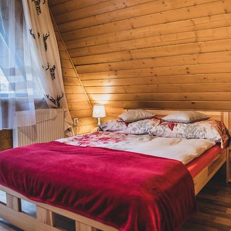 Pokoje Goscinne Na Stromej Zakopane Oda fotoğraf